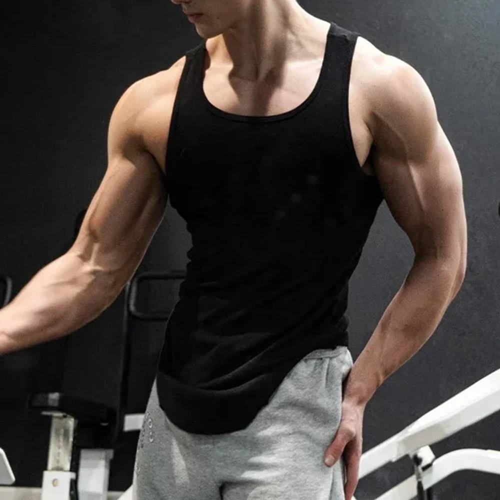 Мужской спортивный тонкий жиле – обзор и цена Undershirt Crew Neck